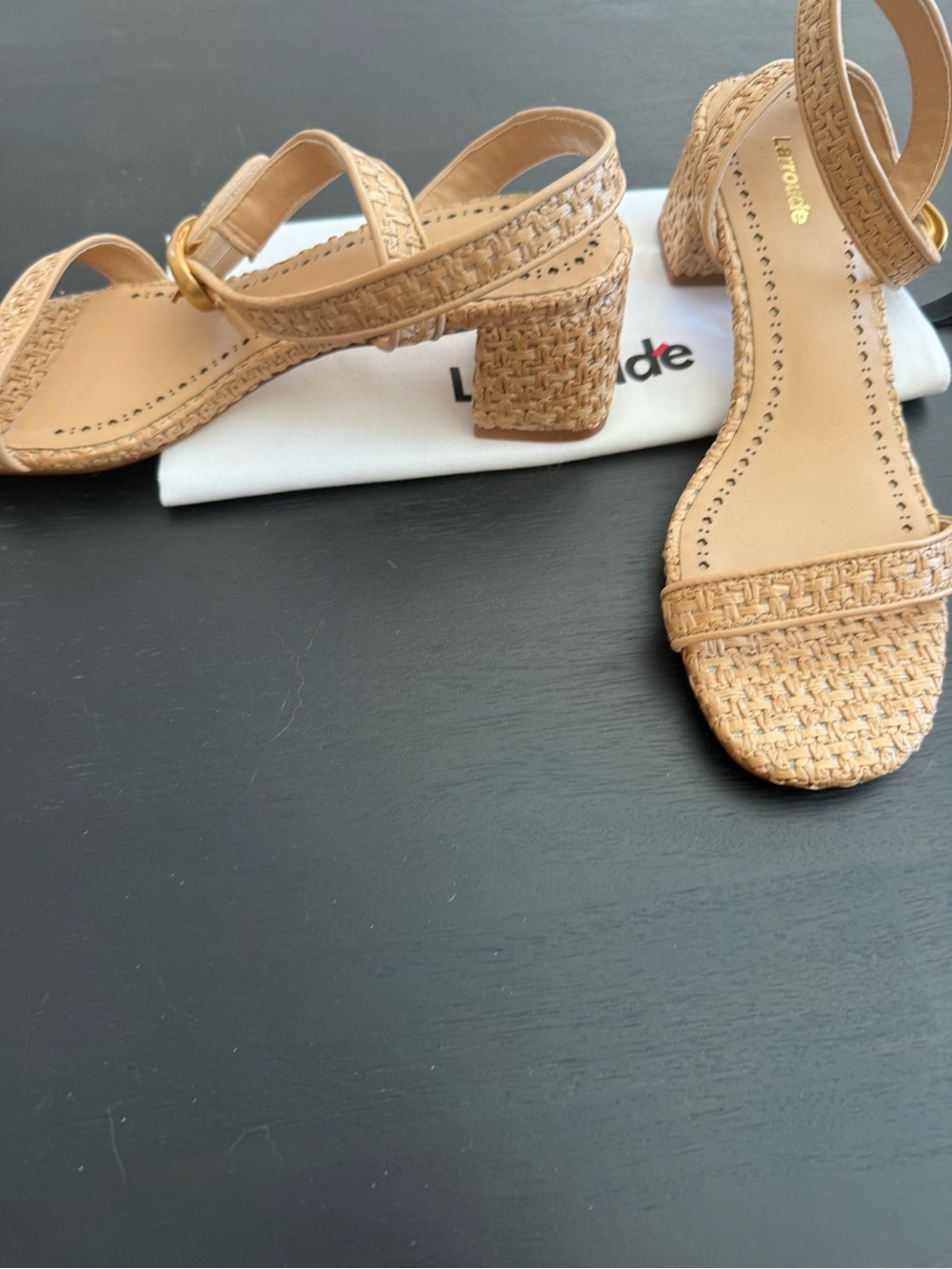 Larroude Verona Block Sandal in Beige Leather and Natural Raffia NWT - Picture 2 of 3